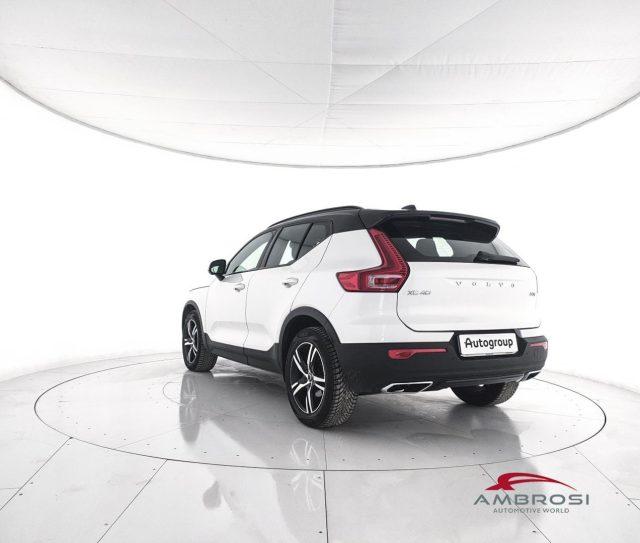 VOLVO XC40 D3 AWD Geartronic R-design - AUTOCARRO N1