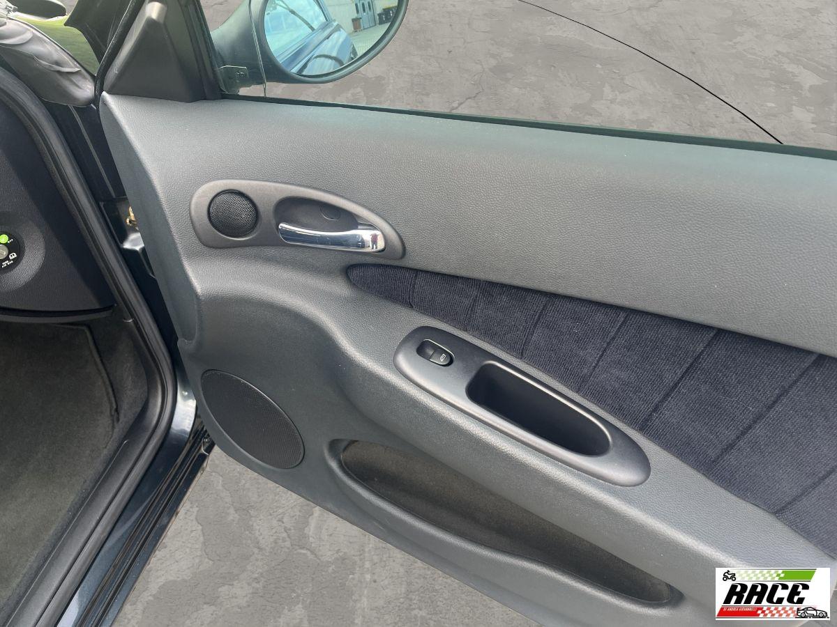 ALFA ROMEO - 156 - 2.0i 16V Twin Spark Distinctive