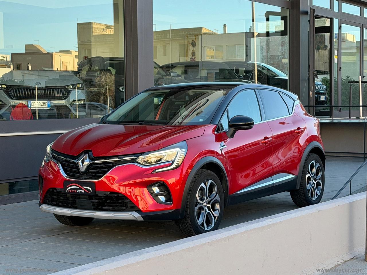 RENAULT Captur TCe 12V 100 CV Intens
