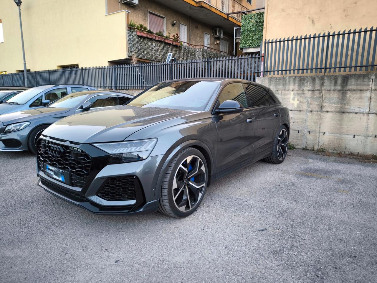 Audi Q8 RS Q8 TFSI V8 quattro tiptronic ceramic tetto Matrix