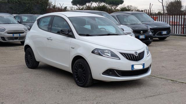 LANCIA Ypsilon HYBRID 1.0cc 70cv