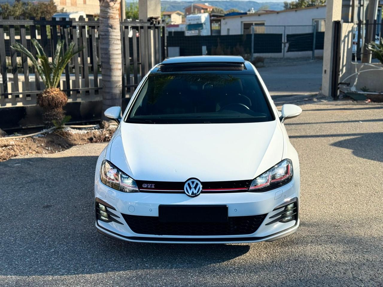 Volkswagen Golf GTI Performance 2.0 245 CV TSI DSG 5p. BMT