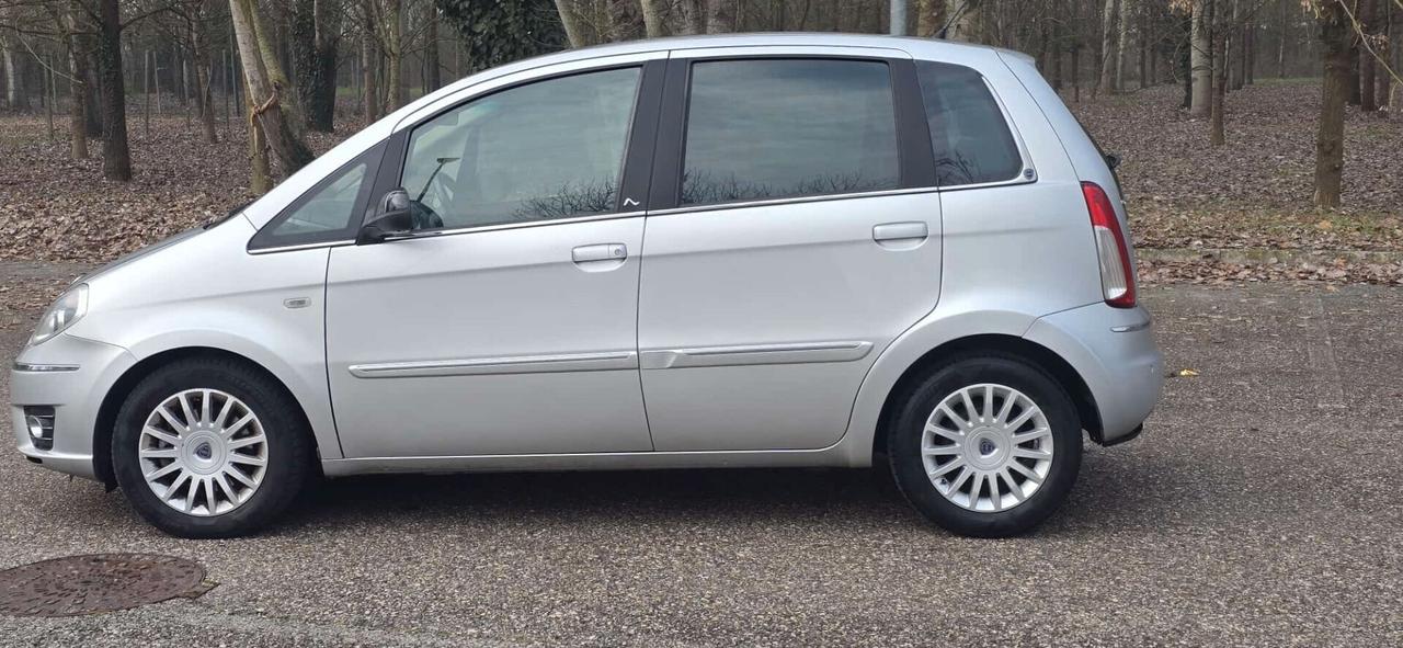 Lancia MUSA 1.3 Mjt 95 CV DFN Gold