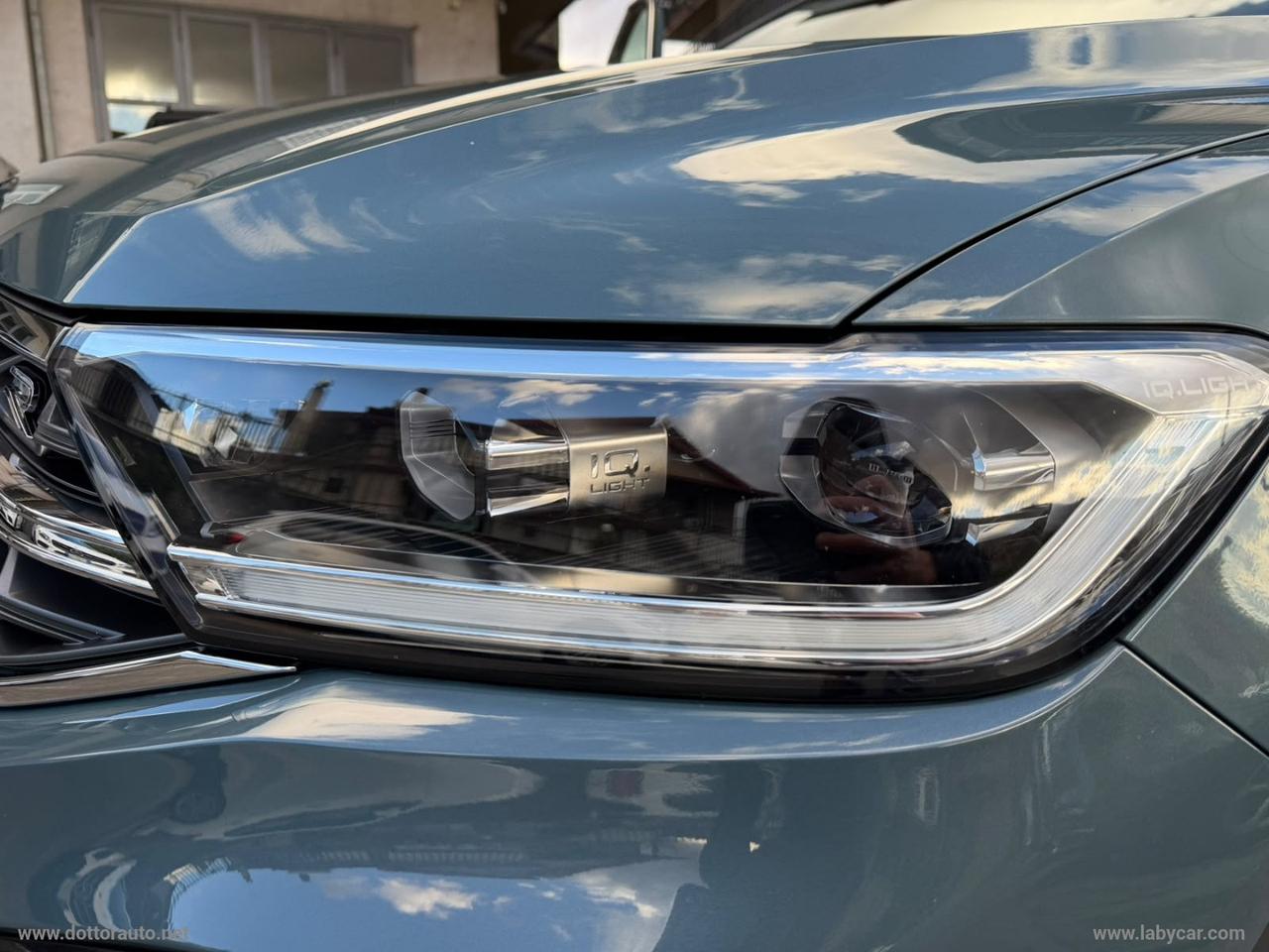 VOLKSWAGEN T-Roc 2.0 TDI SCR R-Line