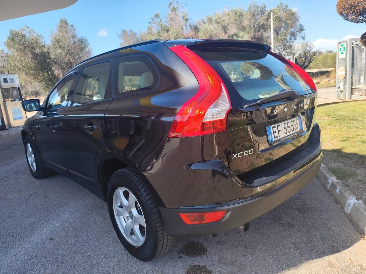 Volvo XC 60 XC60 D5 AWD Geartronic Kinetic