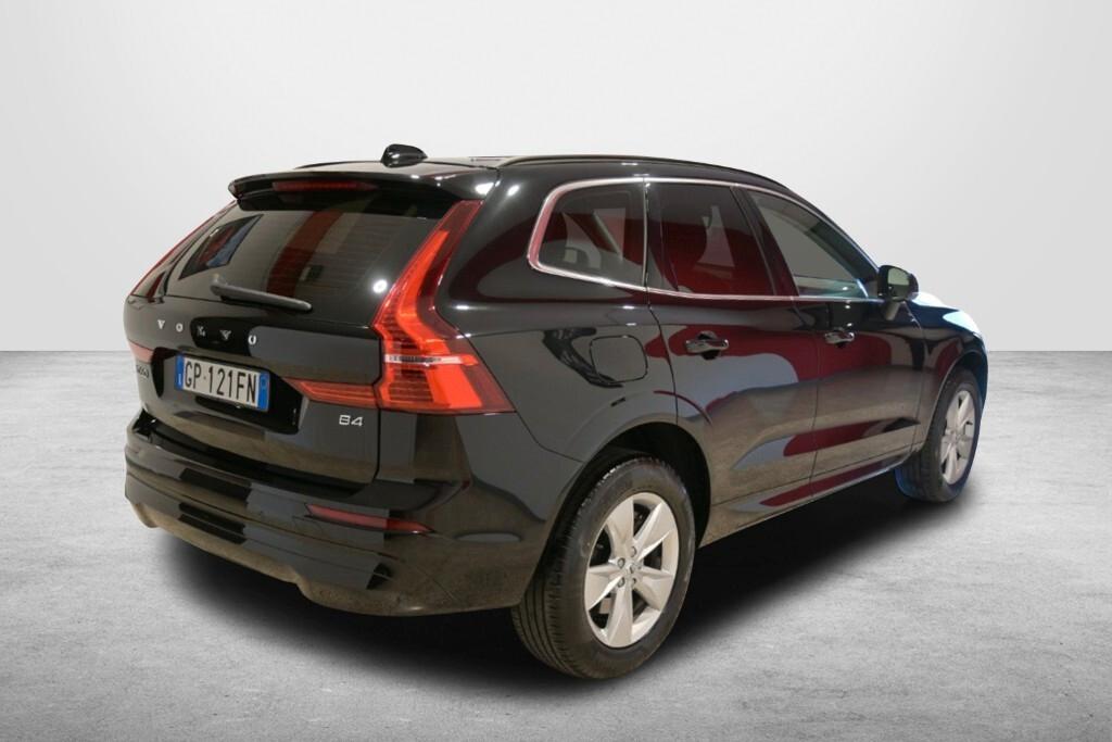 VOLVO XC60 2.0D 197CV B4 (D) AUTOMATIC CORE ( FARI LED - COCKPIT - CRUISE - CARPLAY - PDC - TELECAMERA POST. - CERCHI 18 ) KM 18000