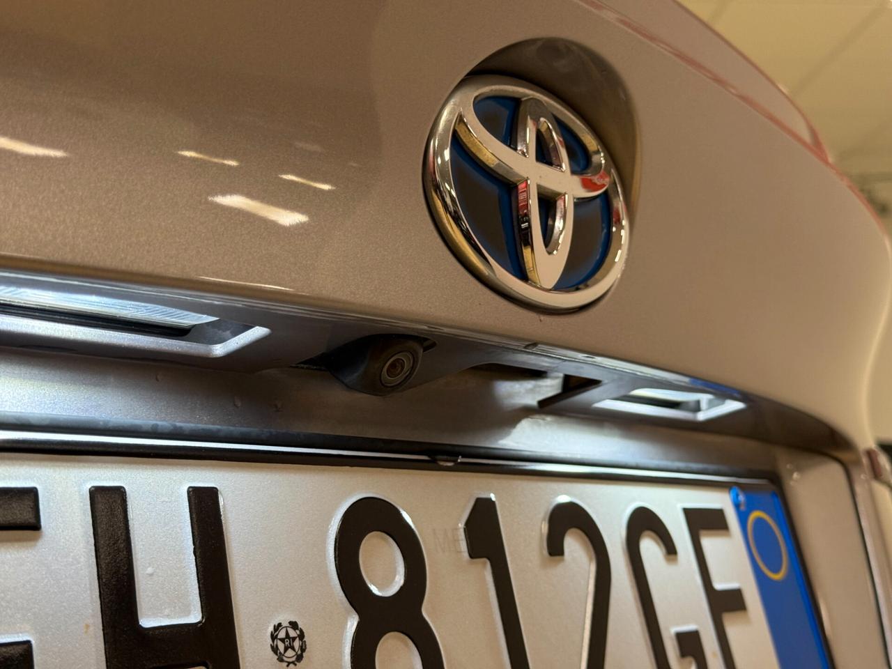 Toyota C-HR 1.8 hybrid 98 cv