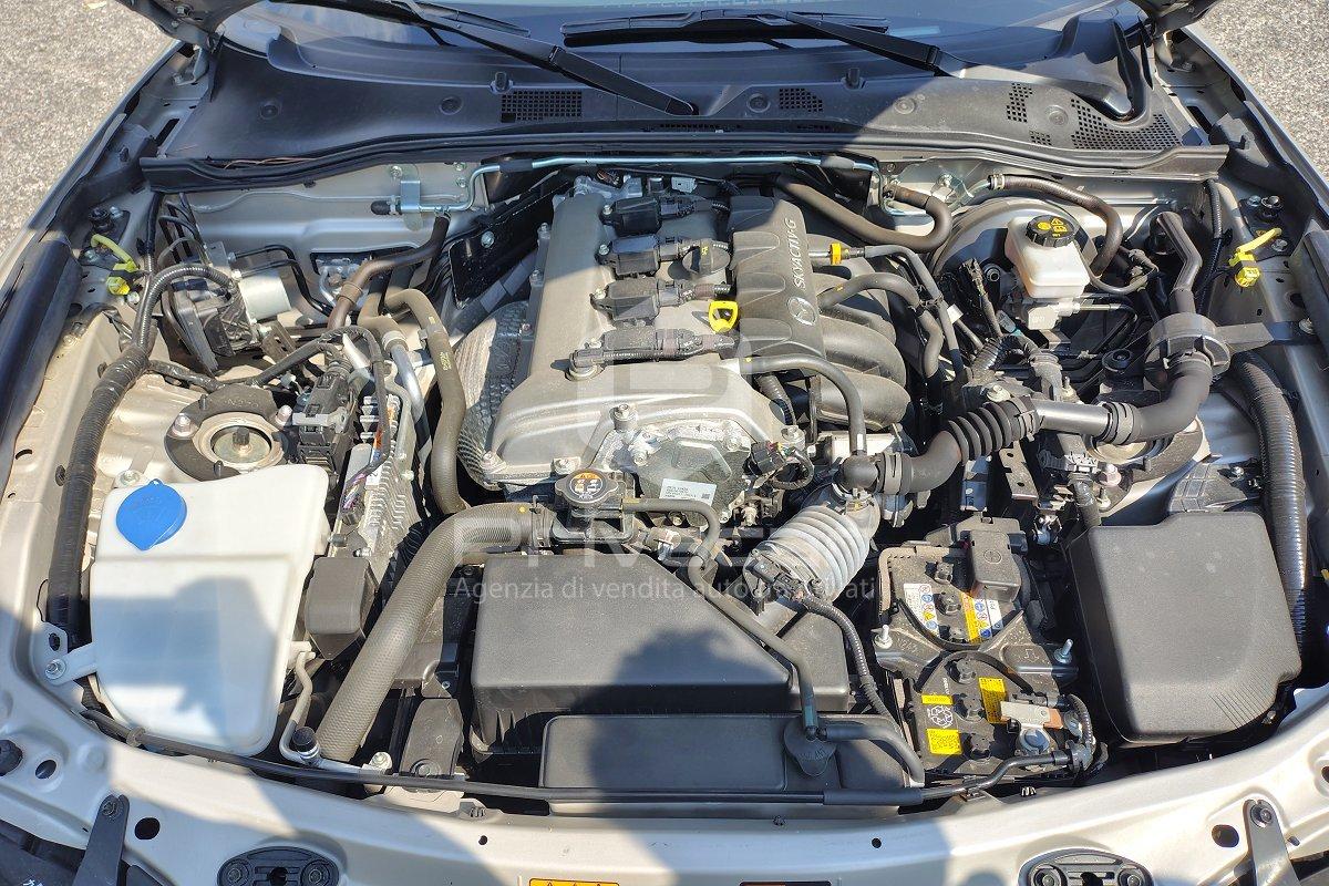 MAZDA MX-5 2.0L Skyactiv-G Kazari