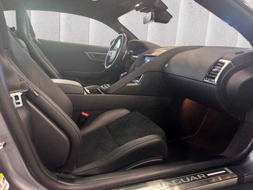 JAGUAR F-Type (X152) JAGUAR 2.0 au Coupé R-Dynamic del 2022