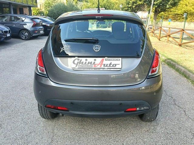 LANCIA Ypsilon 0.9 TwinAir 85 CV 5 porte Metano Ecochic Gold