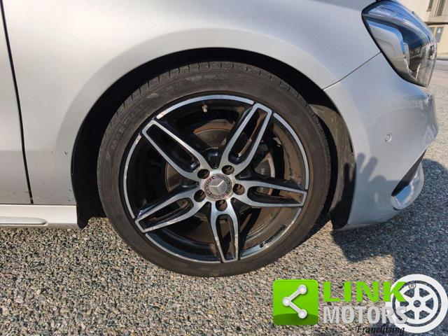 MERCEDES-BENZ A 180 Premium