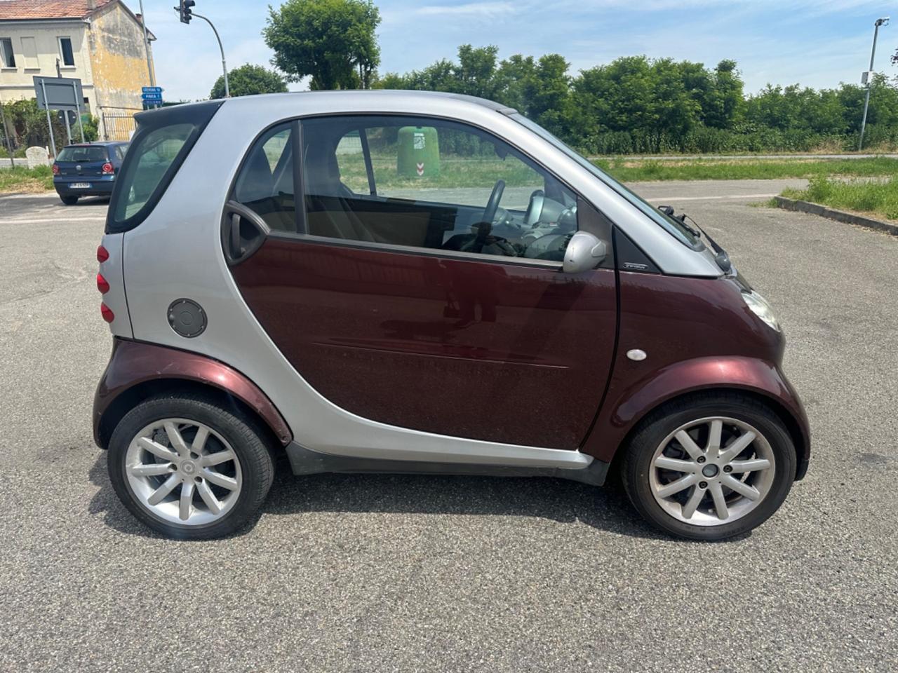 Smart ForTwo 1000 45 kW coupé pure