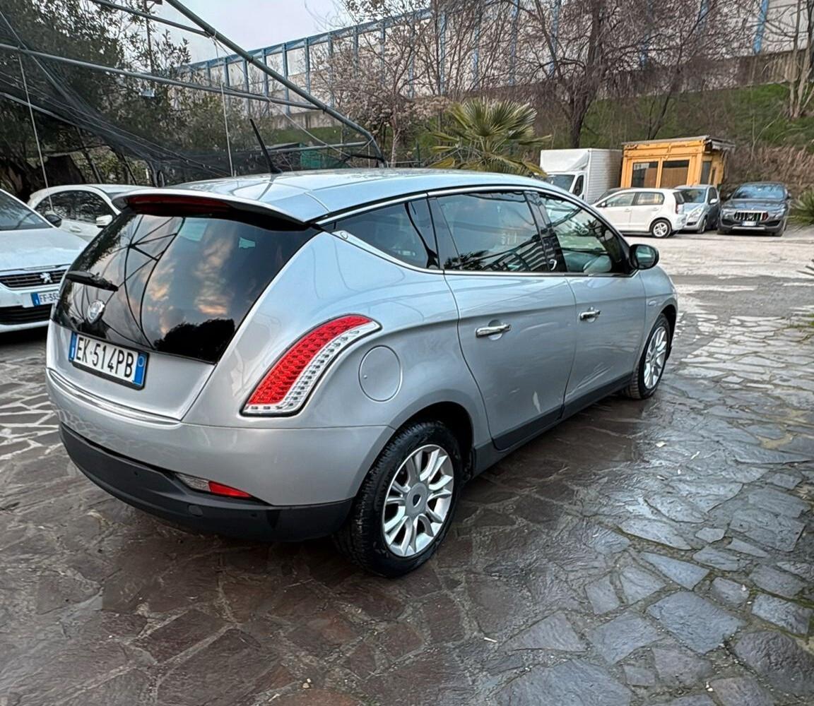 Lancia Delta 1.6 MJT DPF PLATINO