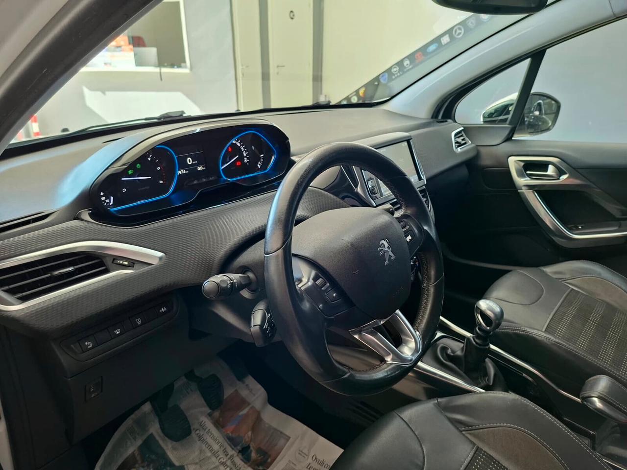 Peugeot 2008 1.6 e-HDi 115cv Allure 2014