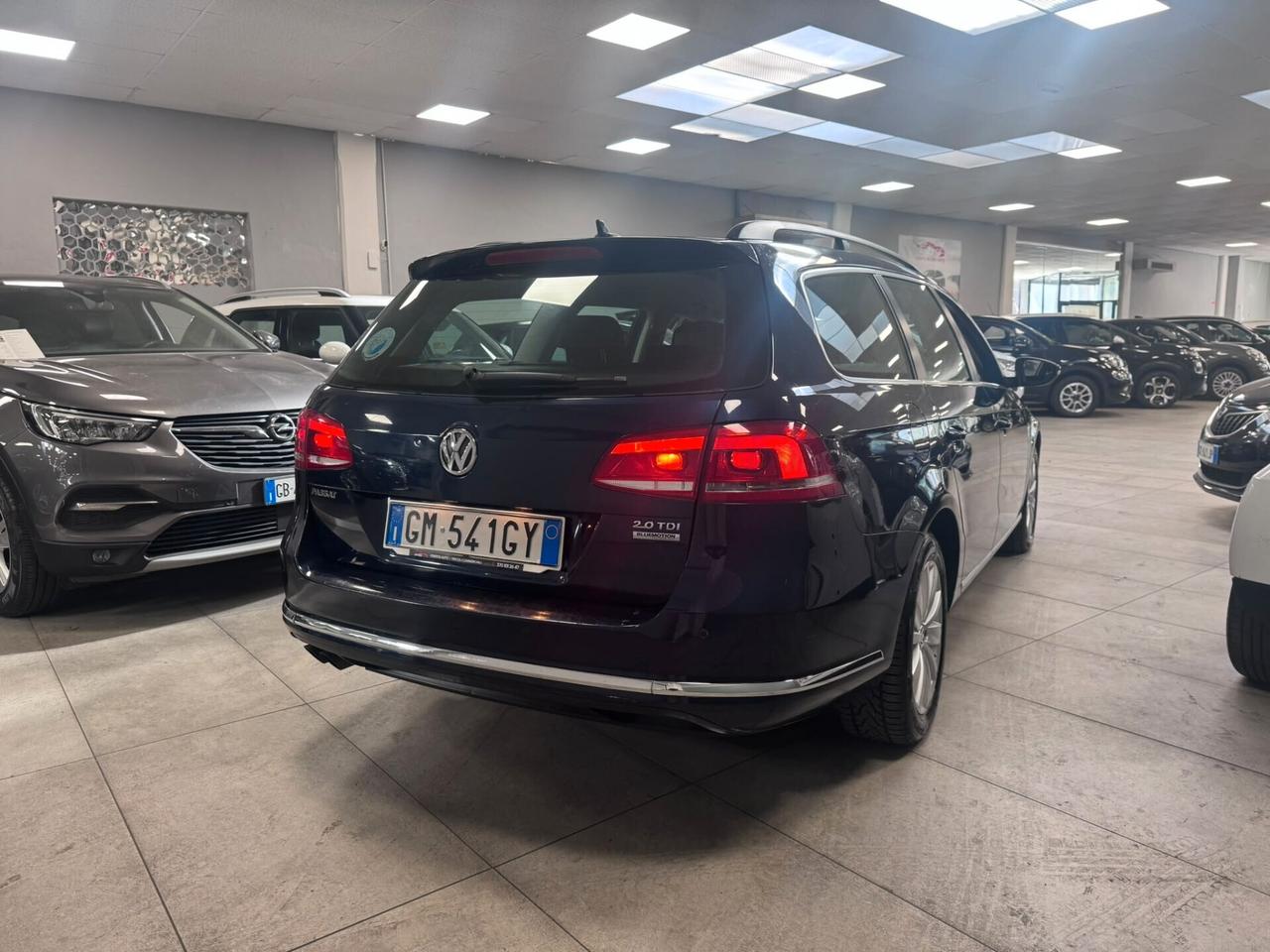 Volkswagen Passat 2.0 TDI Comfortline BlueM. Tech.