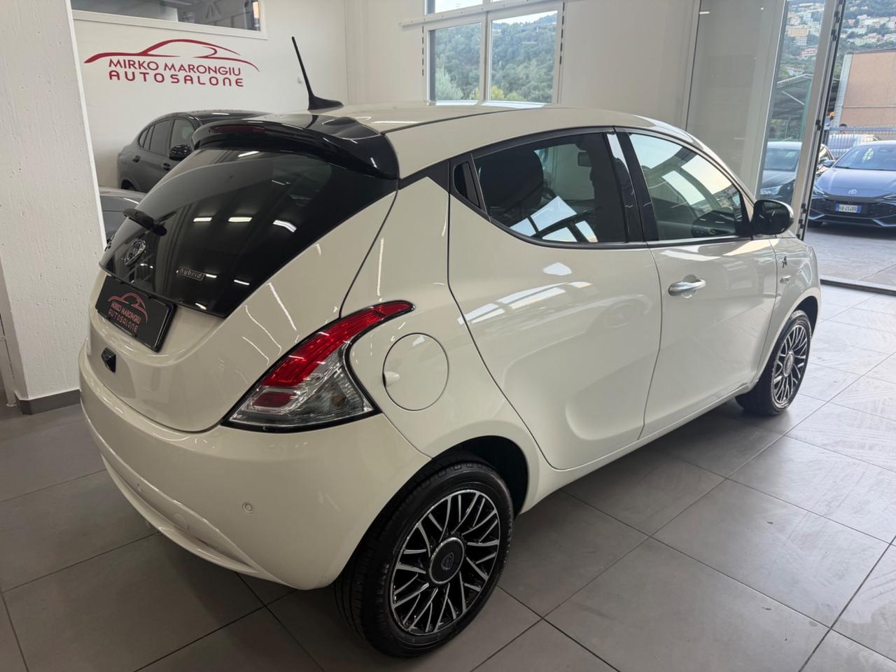 Lancia Ypsilon 1.0 Alberta Ferretti FINANZIABILE