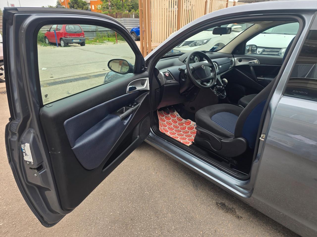 Lancia Ypsilon 1.2 Oro Gpl