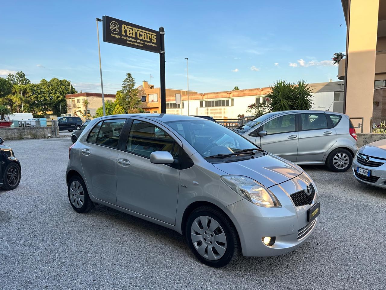 Toyota Yaris 1.4 D-4D DPF 5 porte Sol