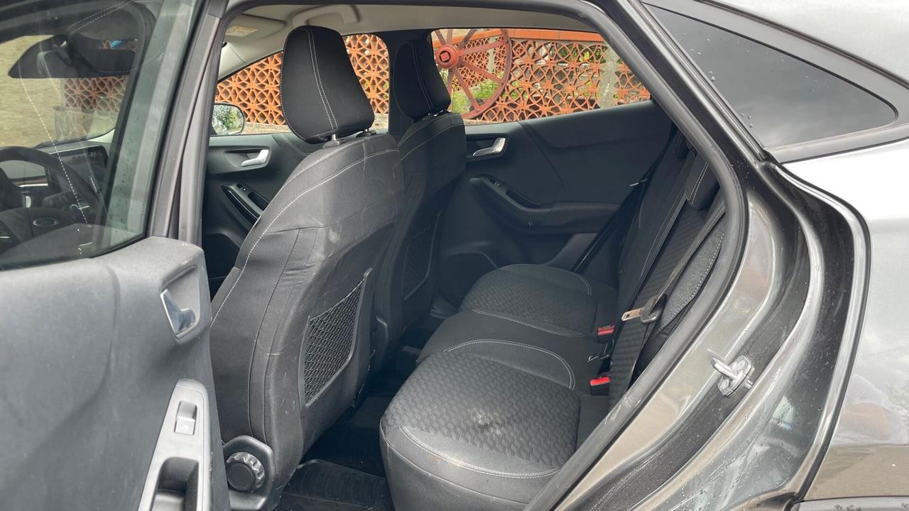 Ford Puma 1.0 EcoBoost Hybrid 125 CV S&S Titanium -incidentata