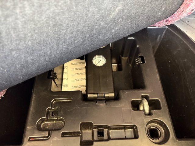 FIAT Punto 1.2 8V 5 porte OK NEOP POCHI CHILOMETRI EURO 5