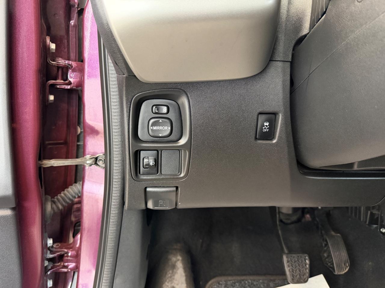 Peugeot 108 VTi 68 ETG 5 porte Allure Neopatentati