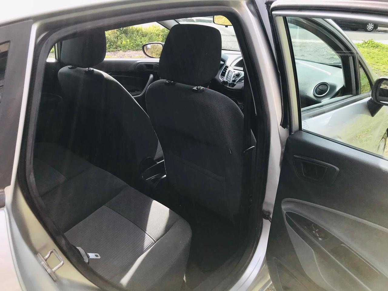 Ford Fiesta 1.4TDCI NEOPATENTATI CHIAMA 2010