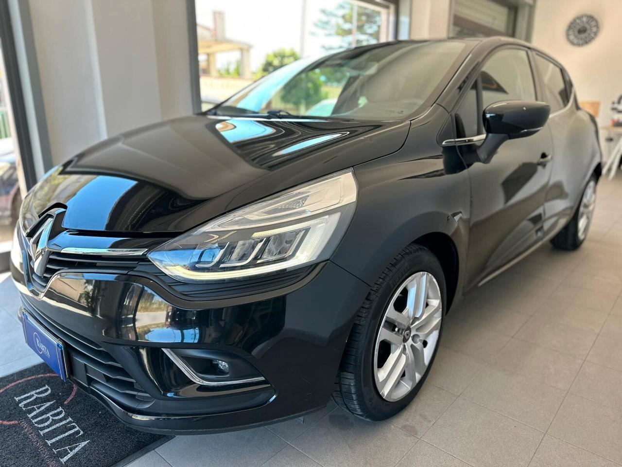 Renault Clio dCi 8V 90 CV 5 porte Moschino Intens Full 2019
