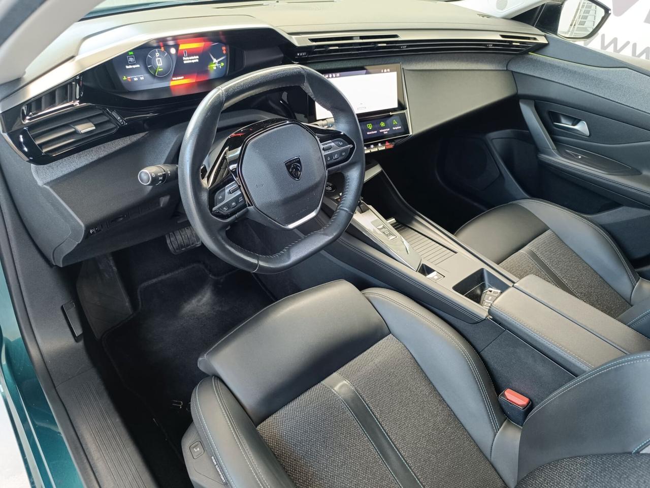 Peugeot 308 BlueHDi 130 S&S EAT8 SW Allure