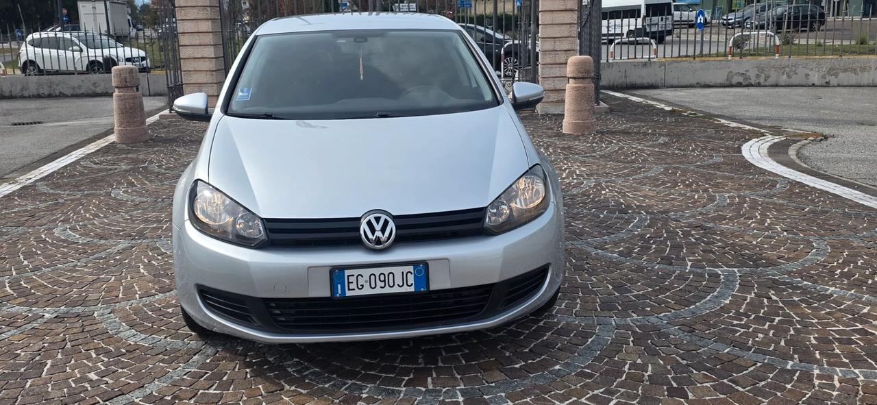 Volkswagen Golf 1.6 TDI DPF 5p. Highline