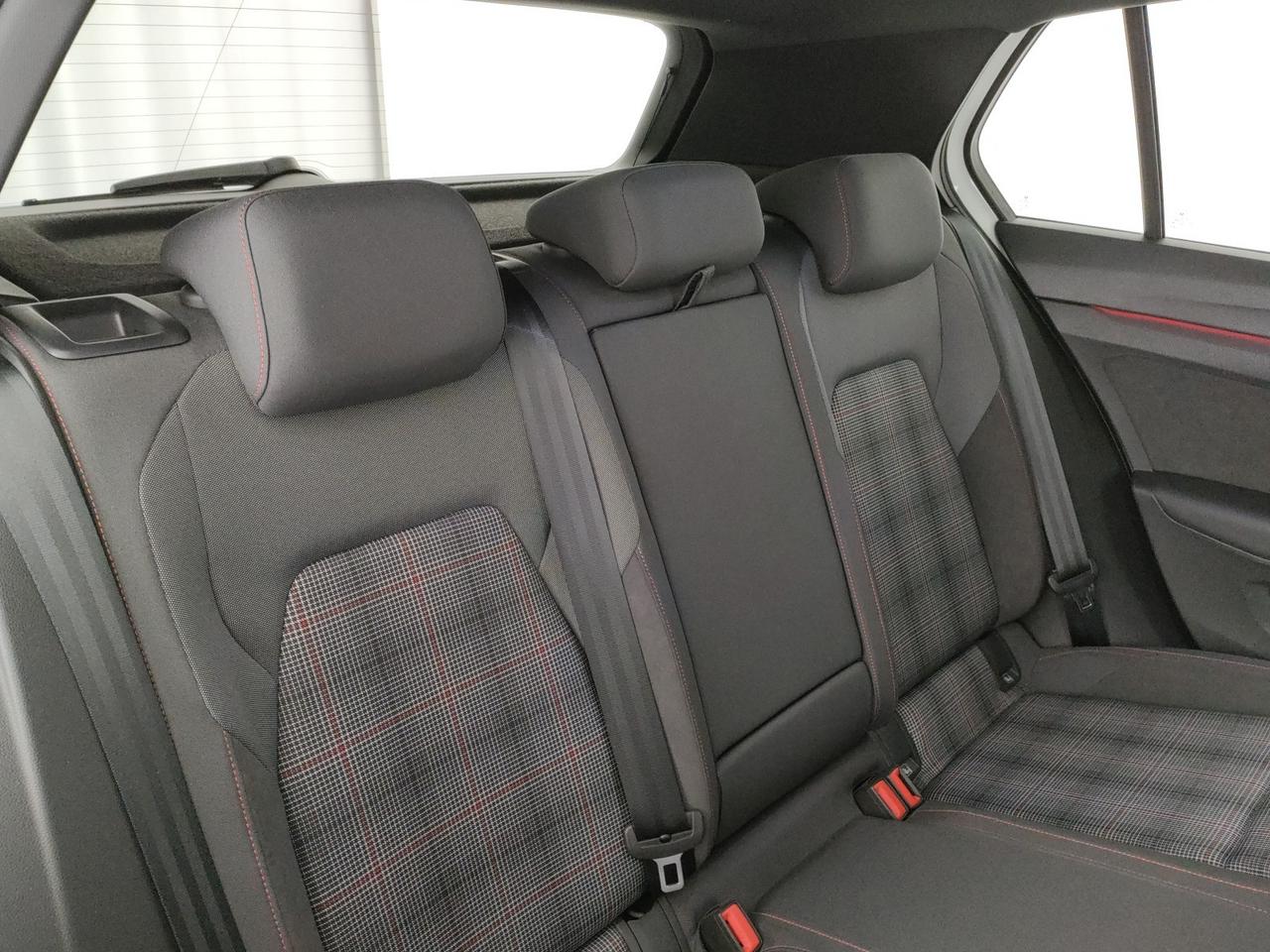 Volkswagen Golf 2.0 tsi gti 245cv dsg