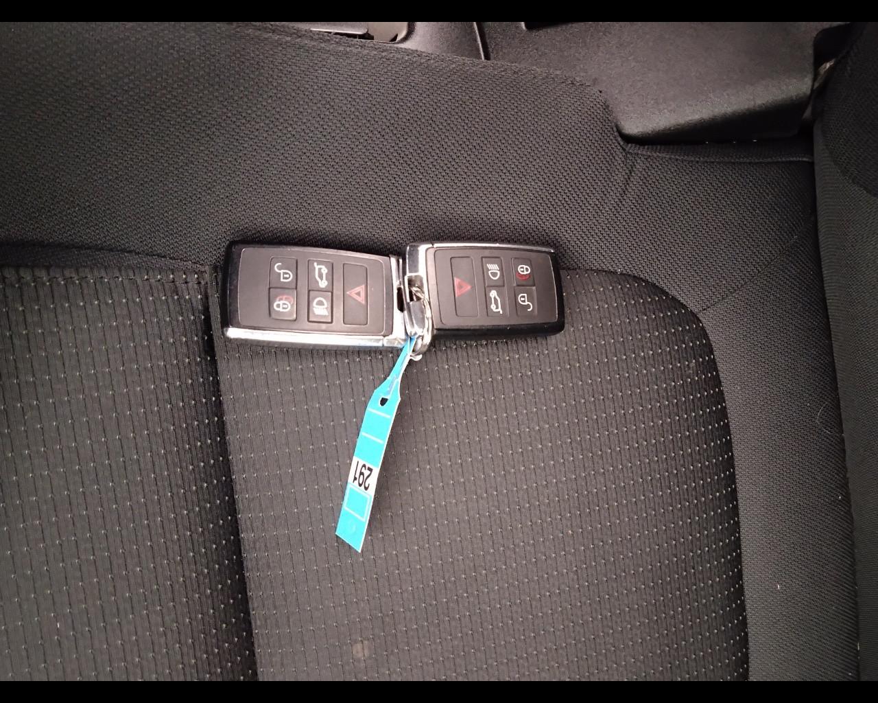 JAGUAR E-Pace 2021 - E-Pace 2.0d i4 mhev R-Dynamic SE awd 163cv aut