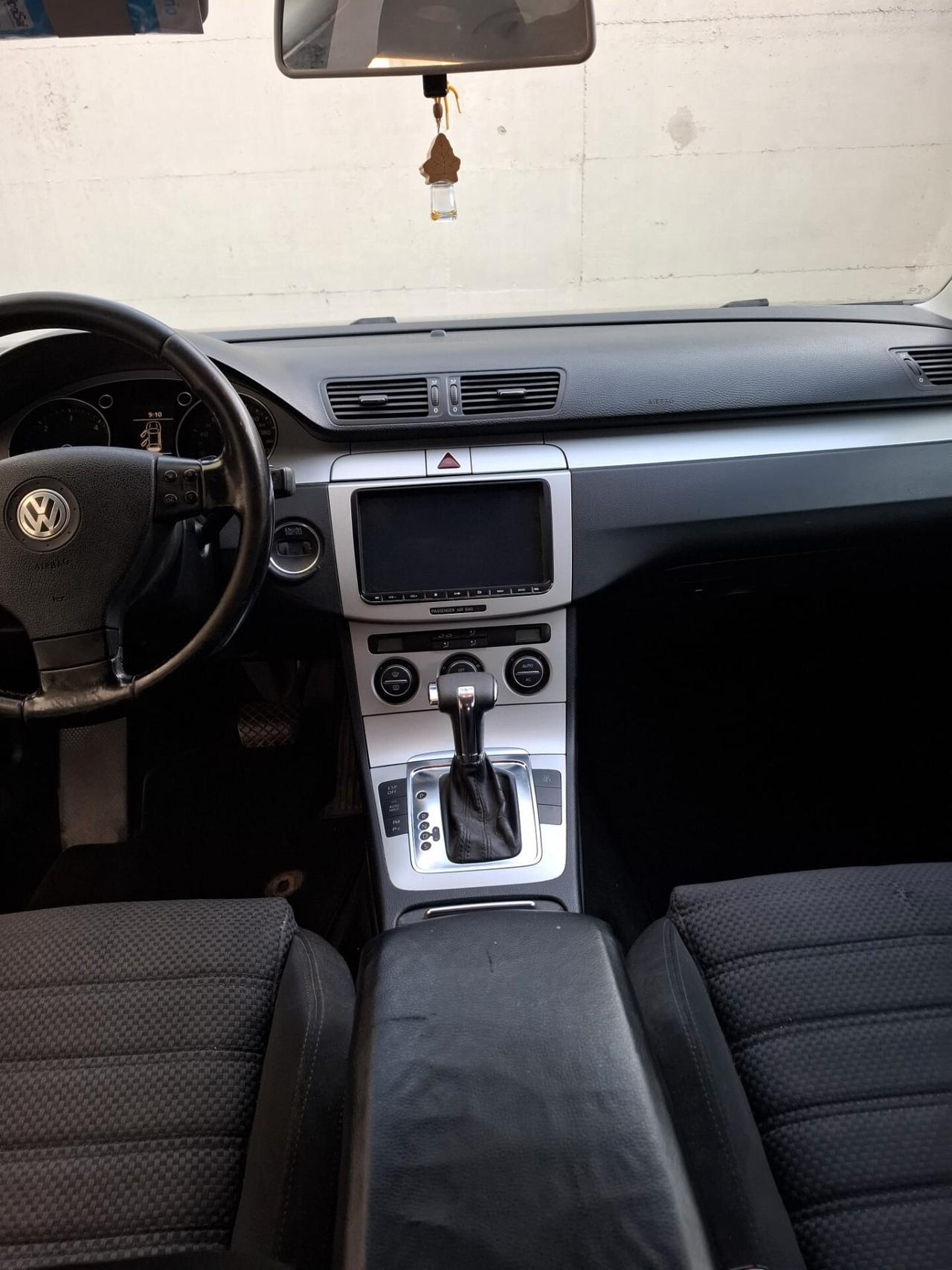 Volkswagen Passat 2.0 TDI Highline DSG Euro5
