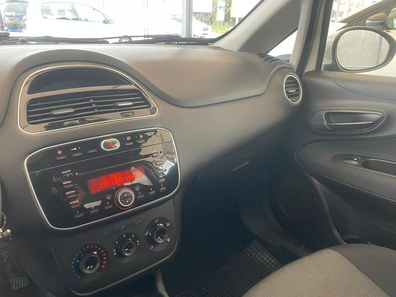 Fiat Punto 1.4 8V 5 porte Easypower Street