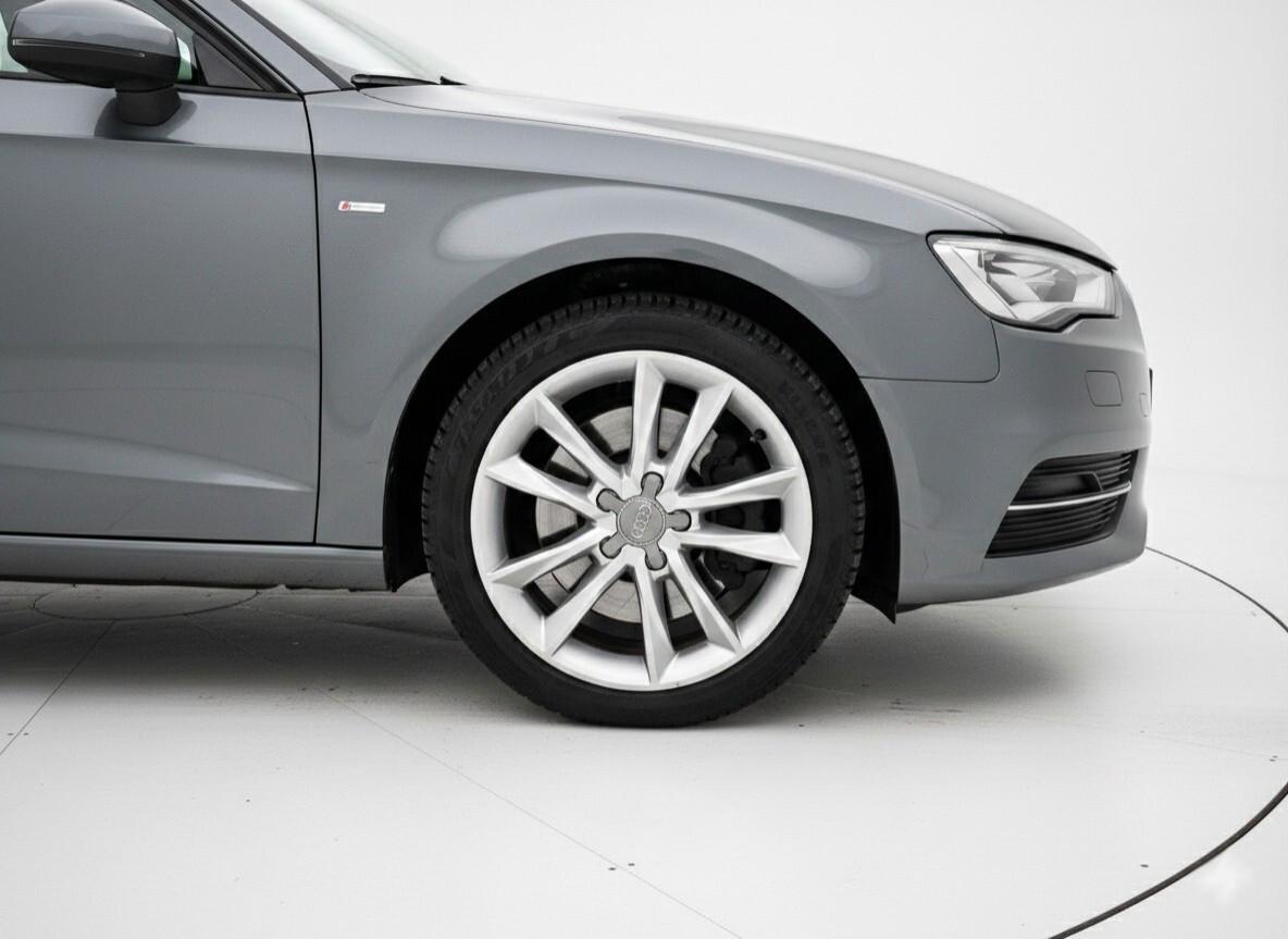 Audi A3 Sportback 1.6 TDI 110cv ADMIRED S-TRONIC E6