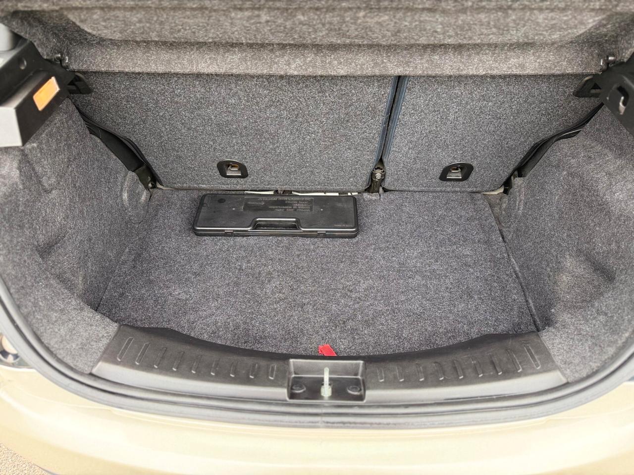 Lancia Ypsilon 1.2 69 CV S&S Platinum