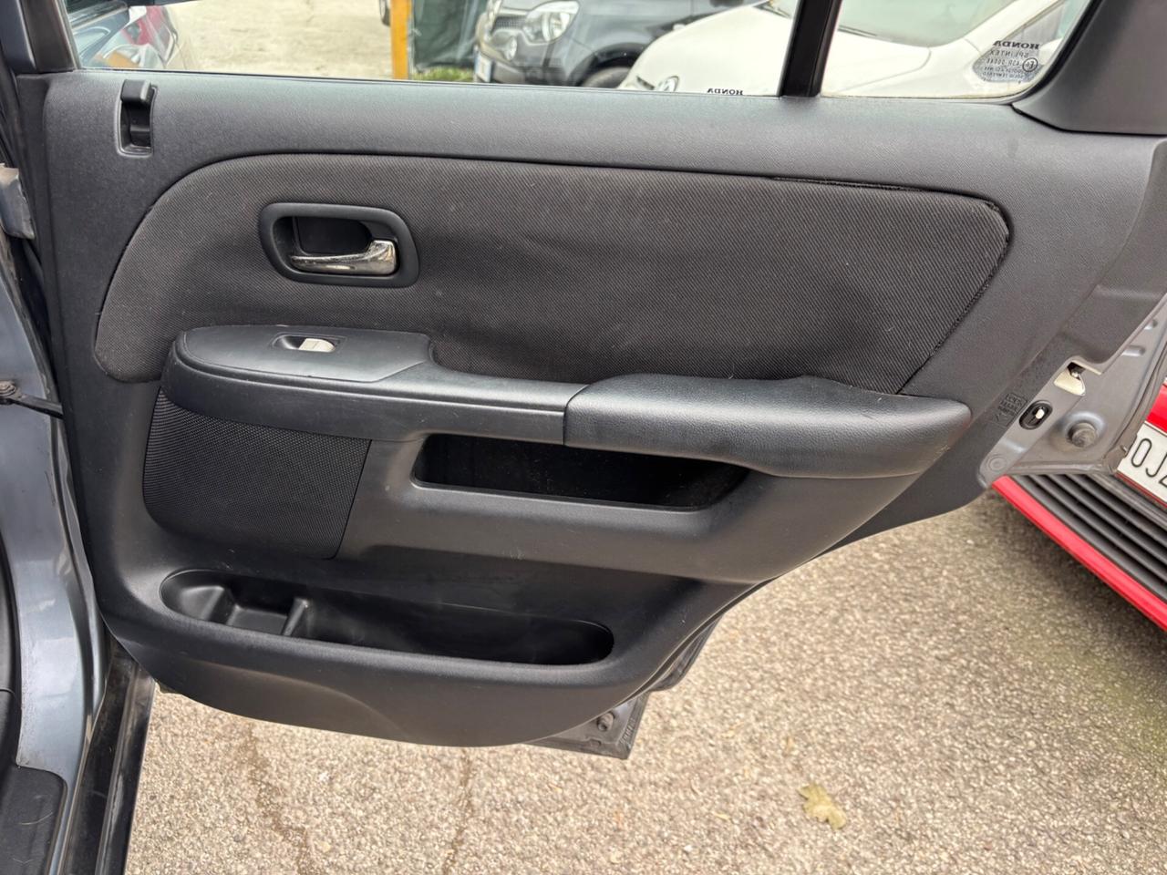 Honda CR-V 2.2 16V i-CTDi 4x4 ok NEOPATENTATI