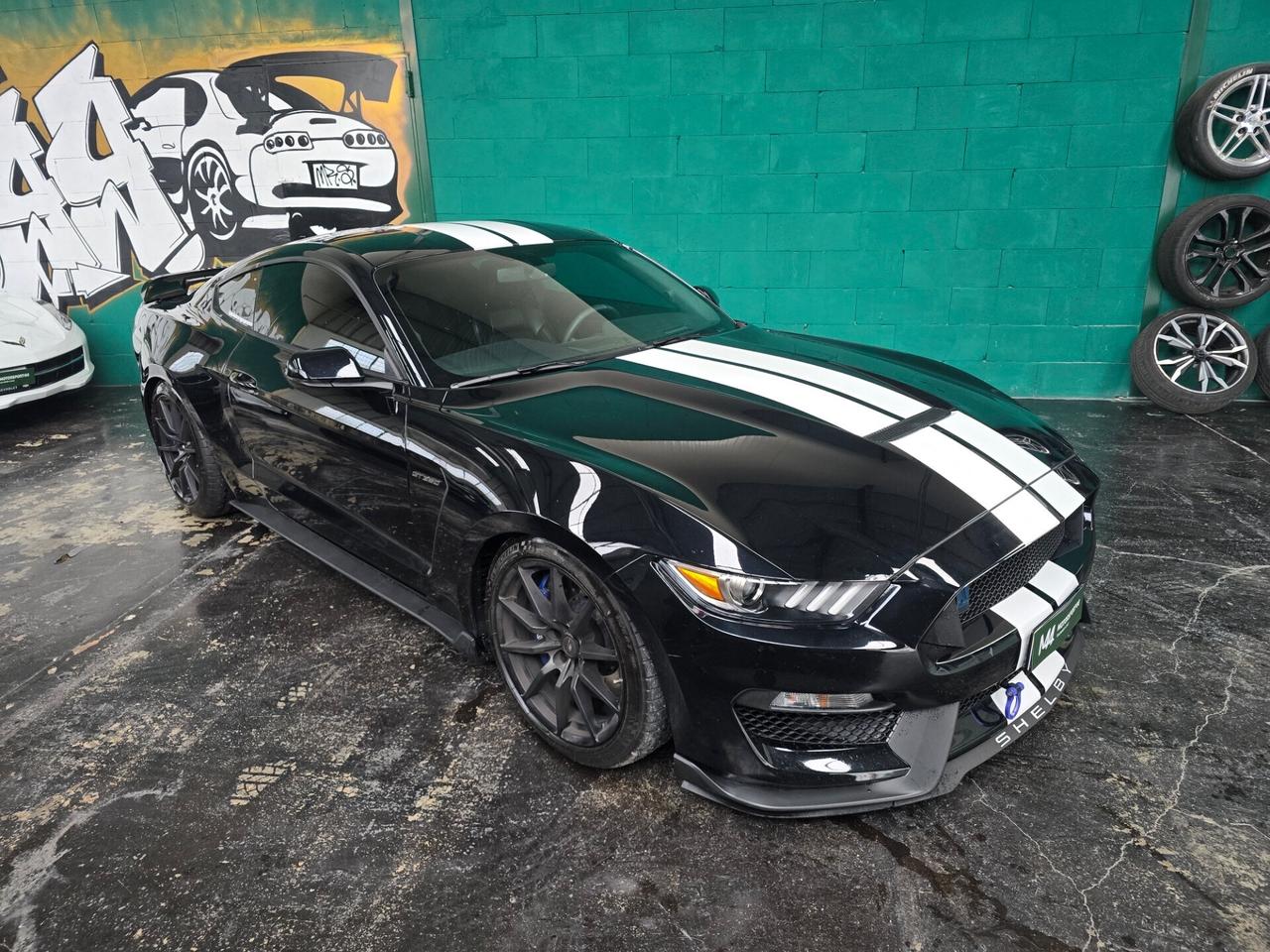 Ford Mustang Shelby GT350 5.2 V8