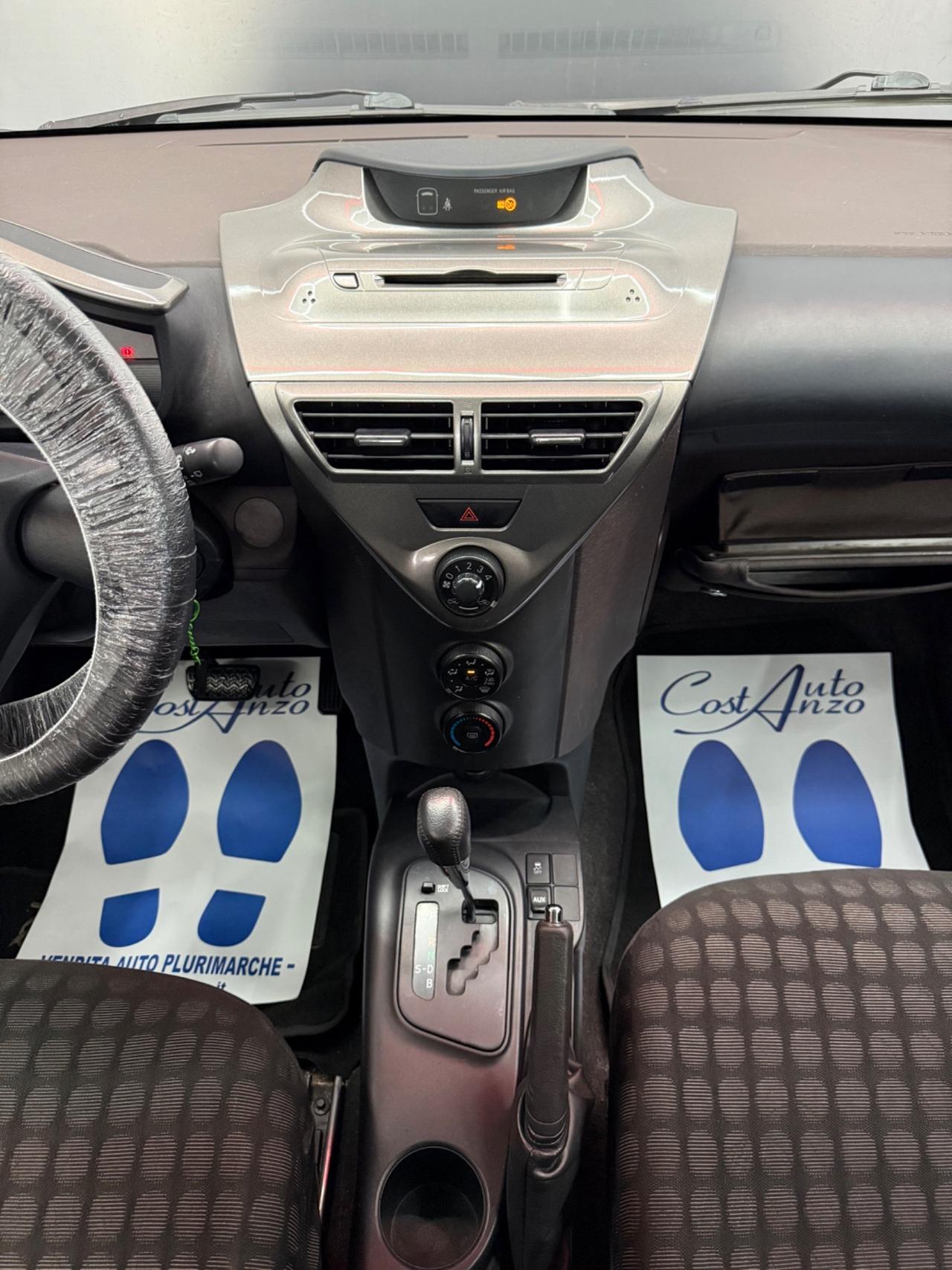 Toyota iQ 1.0 Benzina 2009 AUTOMATICA