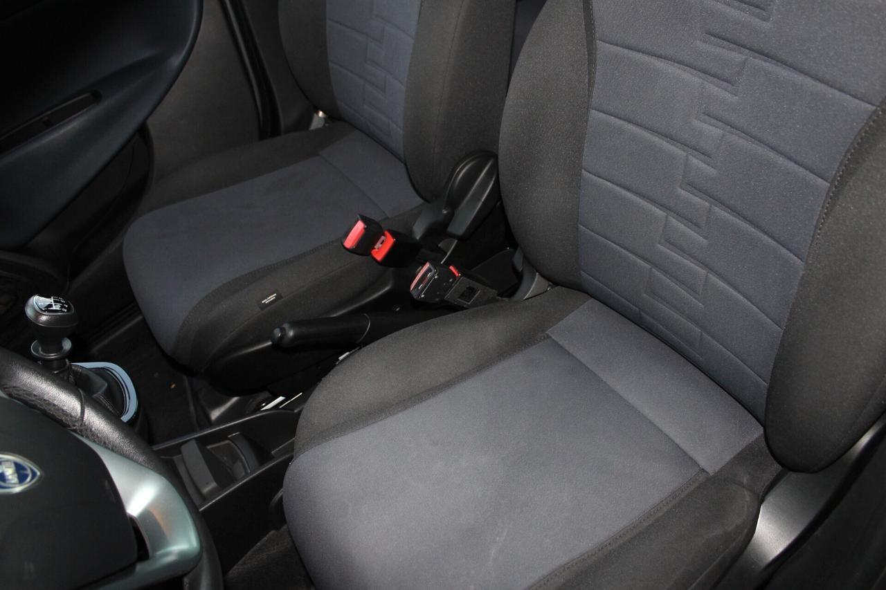 Lancia Ypsilon 1.0 Hybrid Gold