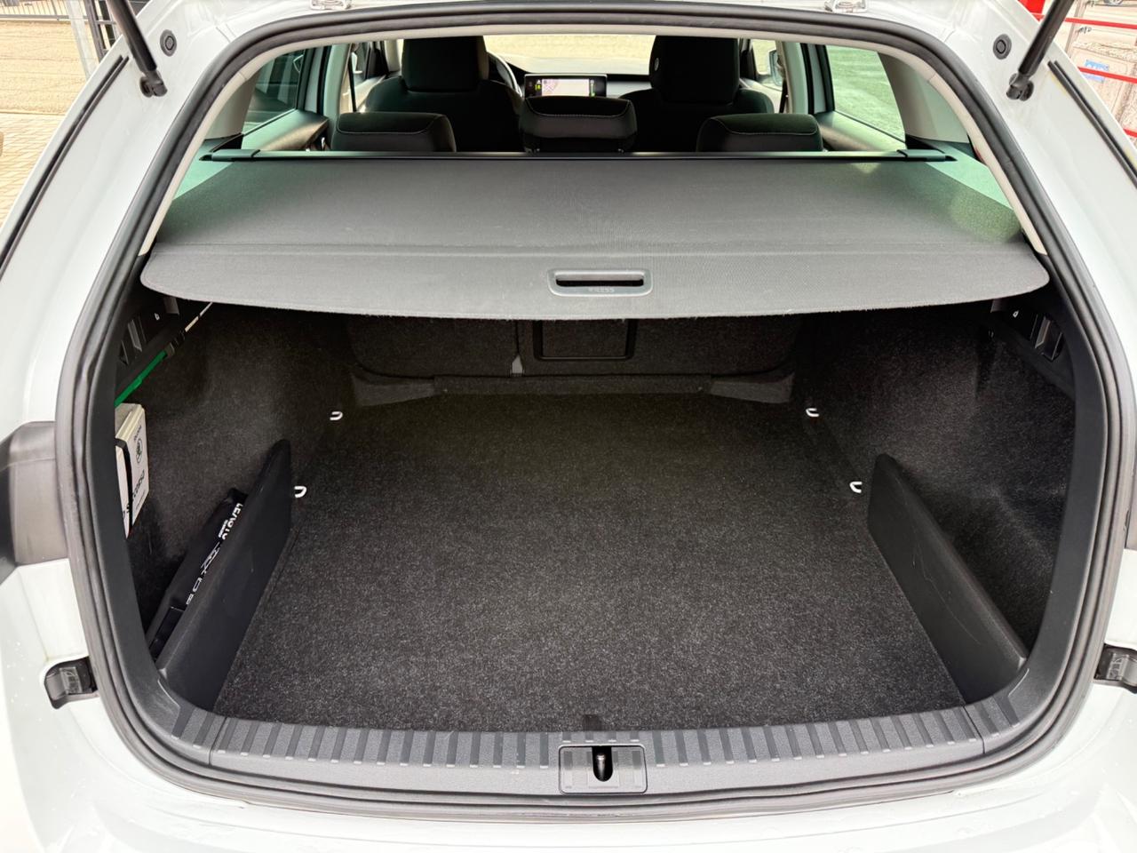 Skoda Octavia 2.0 TDI EVO SCR 150 CV DSG Wagon Executive