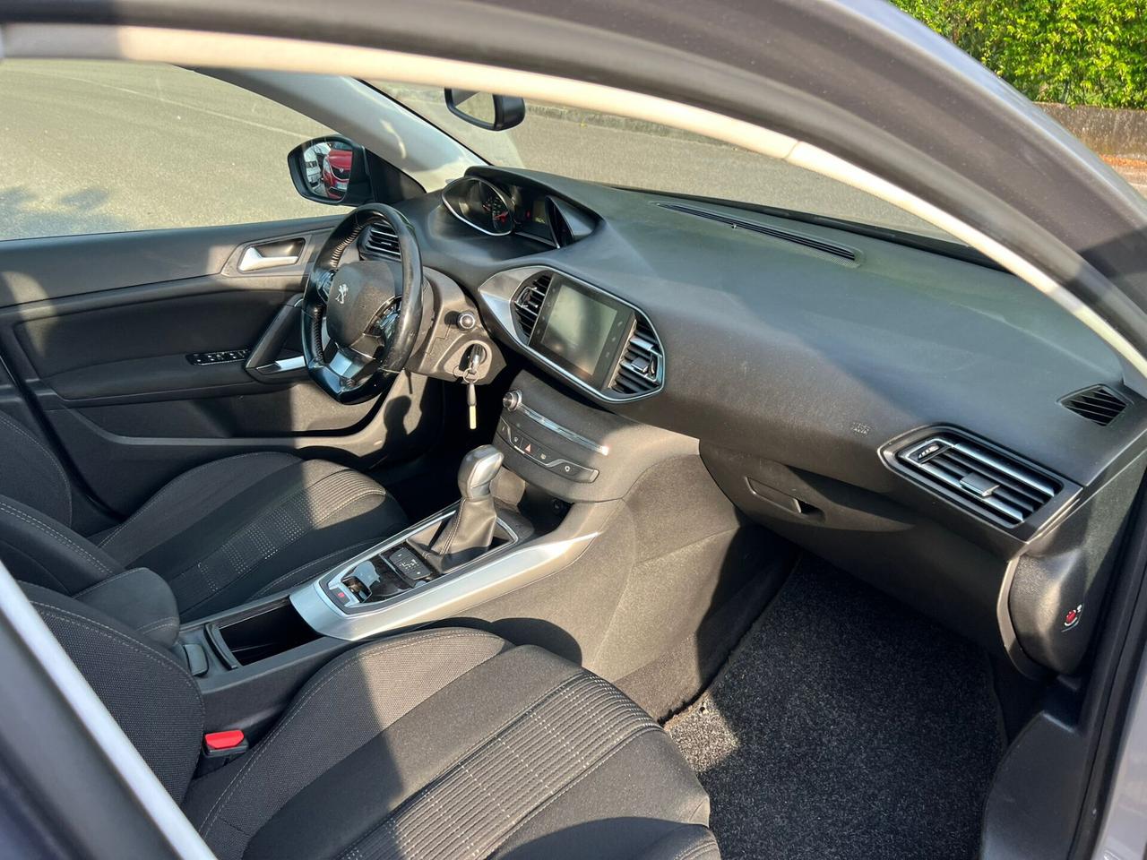 Peugeot 308 PureTech Turbo 130 S&S EAT6 SW GT Line