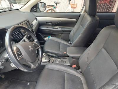 Mitsubishi Outlander phev 2.0 Instyle Diamond 4wd