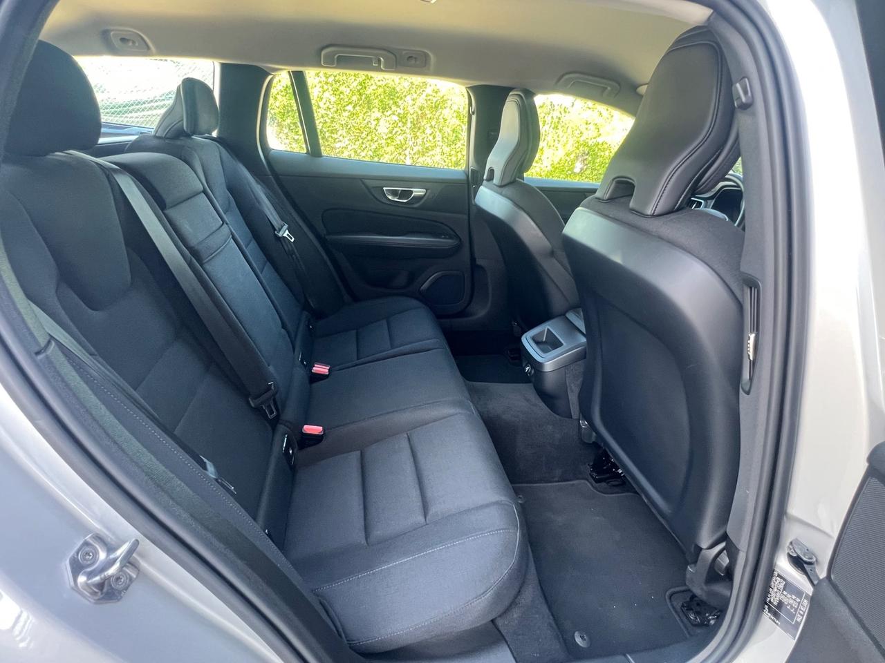 Volvo V60 D4 Business FINANZIABILE