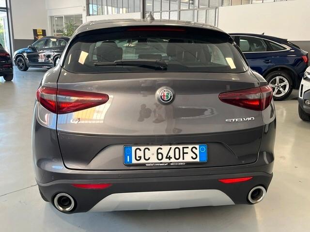 Stelvio 2020 2.2 t Business Q4 190cv auto