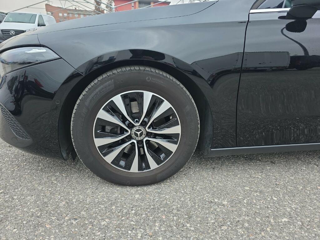 Mercedes Classe A 180 180 D Advanced 8G-DCT