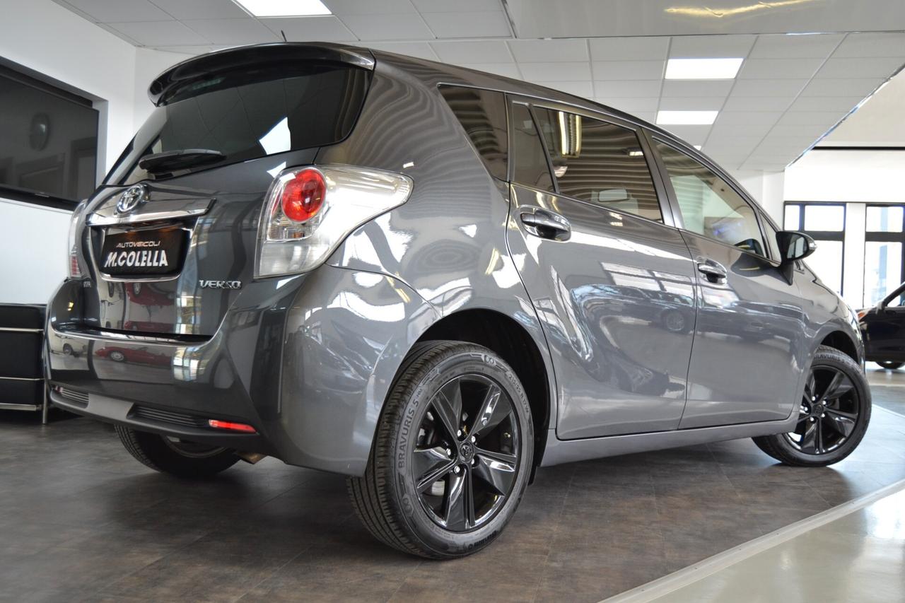 Toyota Verso 1.6 D-4D Style 7Posti/Navi/Tetto/Cruise