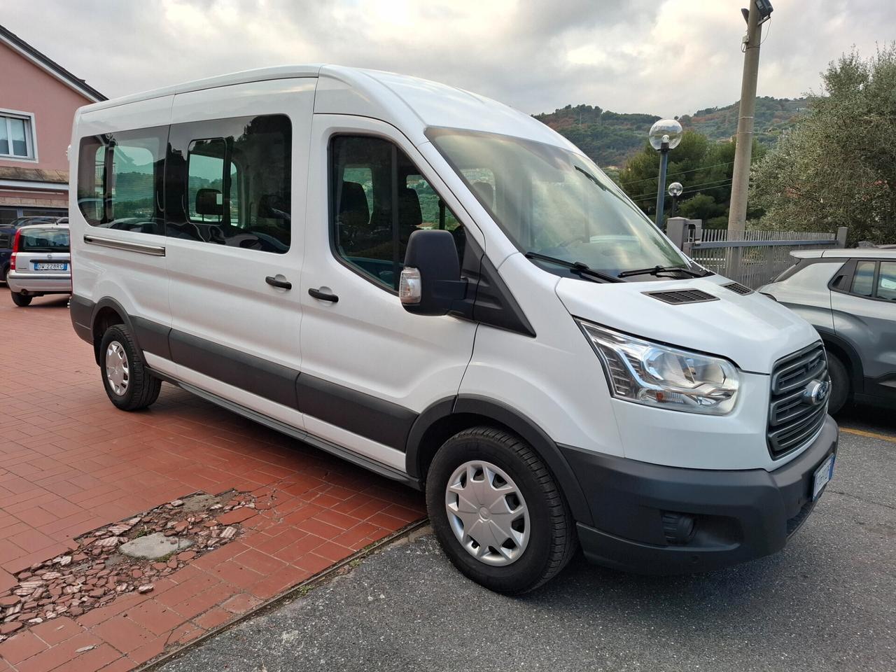 Ford Transit 350 2.0TDCi EcoBlue 130CV PL-TM Combi Trend