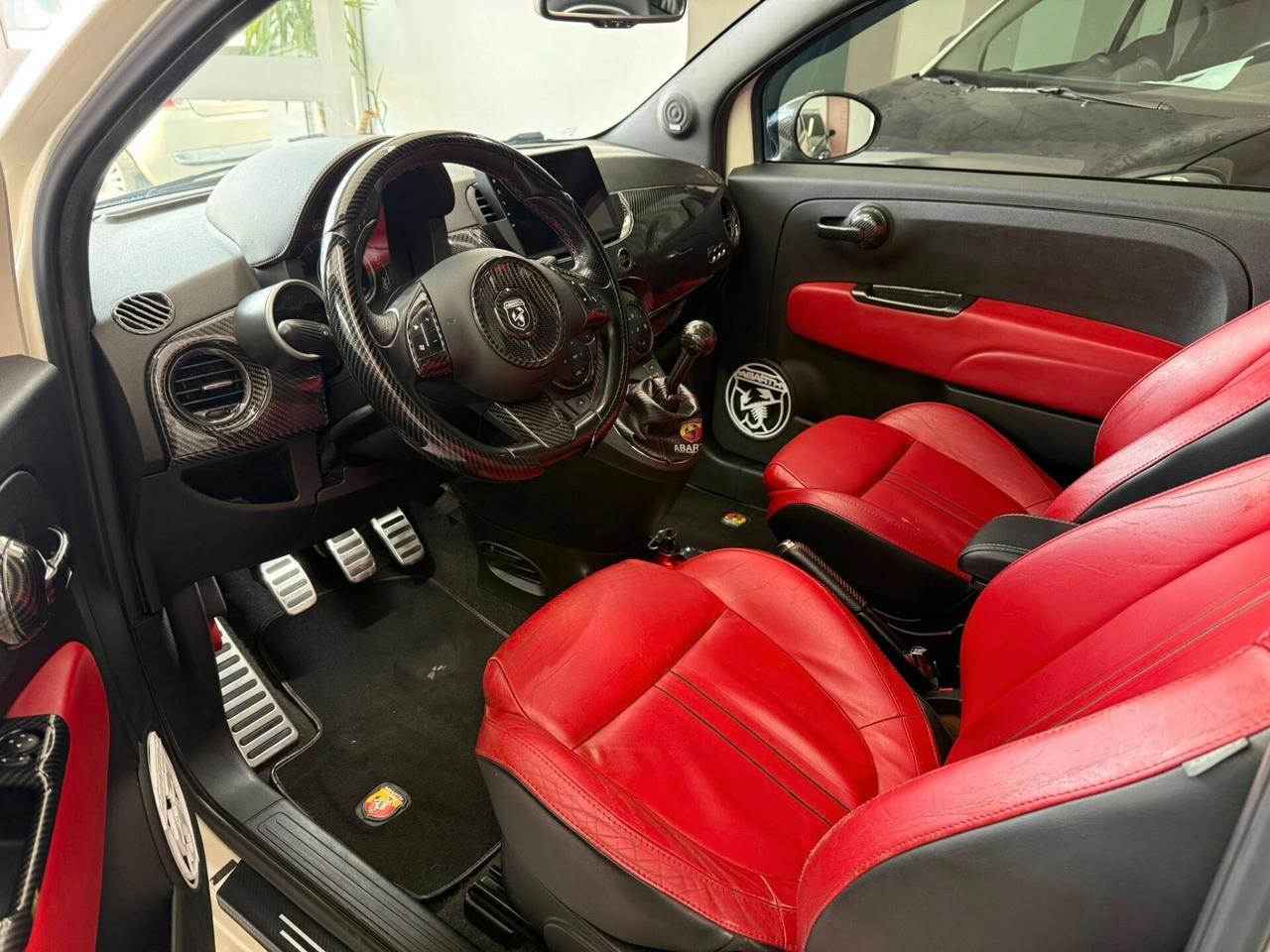Abarth 500 1.4T-jet 135cv allestimento Esseesse