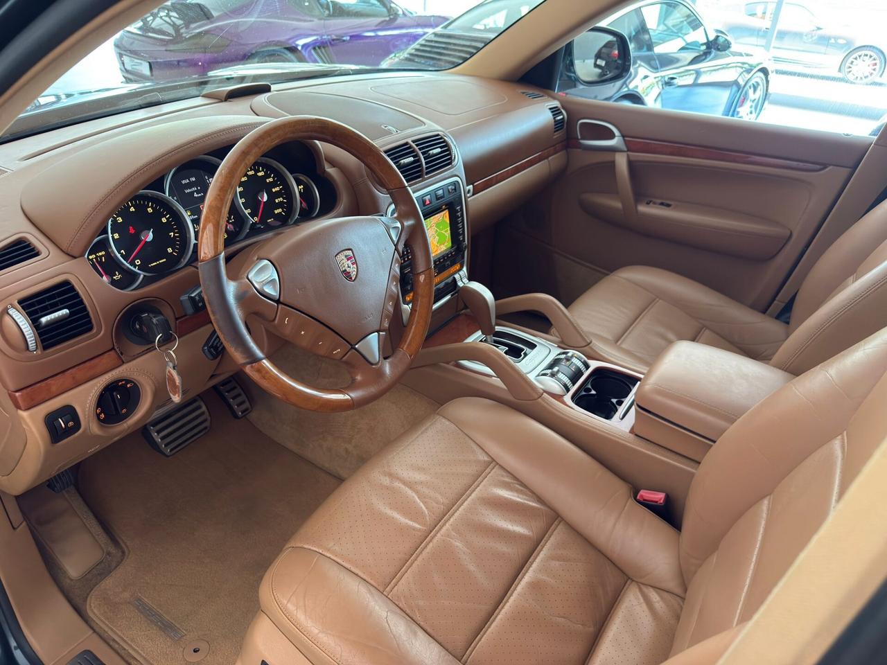 Porsche Cayenne 4.5 cat Turbo
