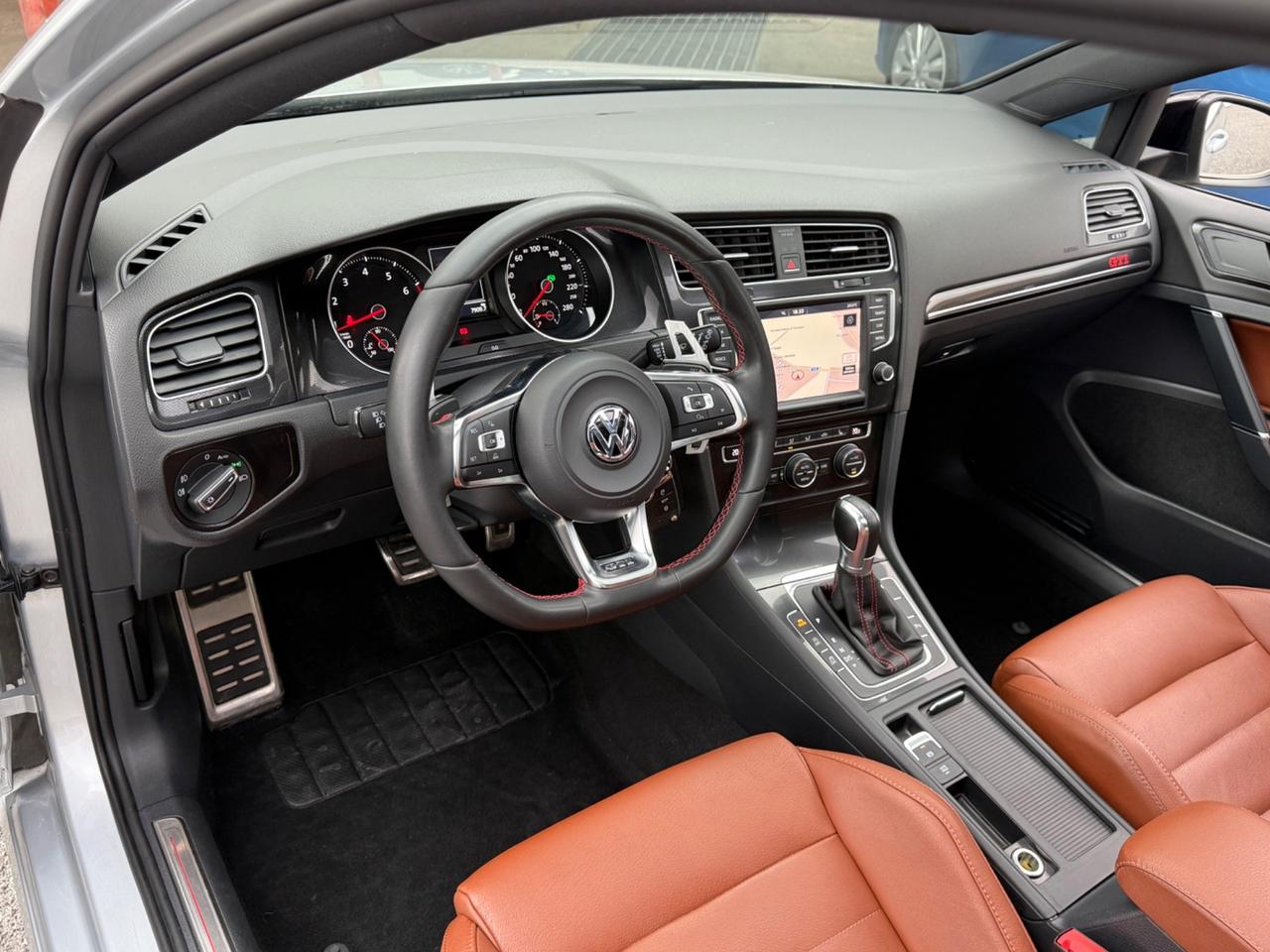 Golf GTI Performance 2.0 TSI DSG-RATE-PERMUTE-